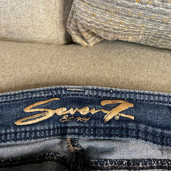 Seven 7 Women’s Jeans size 10 Boot Cut Embellished Pockets - Picture 7 of 10